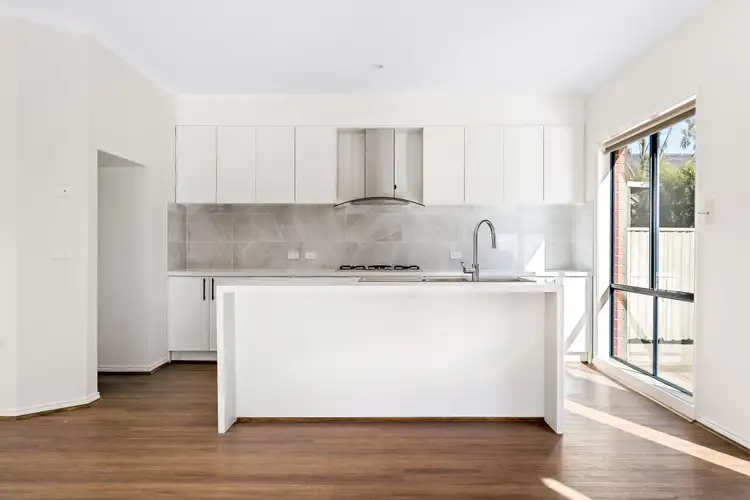 Fifth view of Homely house listing, 10 Finstall Close, Caroline Springs VIC 3023