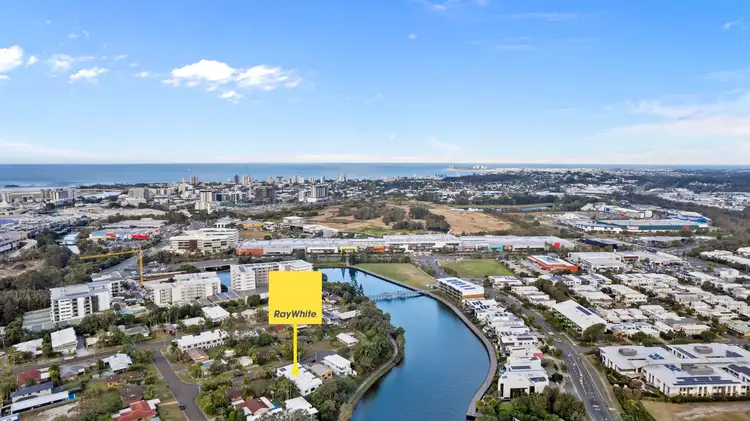 5/4 Lake Court, Maroochydore QLD 4558