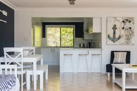 Fourth view of Homely semi-detached listing, 32 Mountain View Avenue, Burleigh Waters QLD 4220