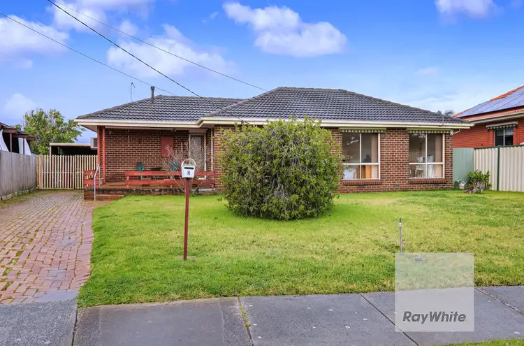 Second view of Homely house listing, 3 Altair Court, Gladstone Park VIC 3043
