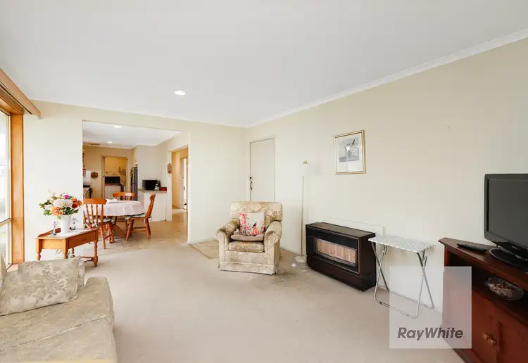 Fourth view of Homely house listing, 3 Altair Court, Gladstone Park VIC 3043