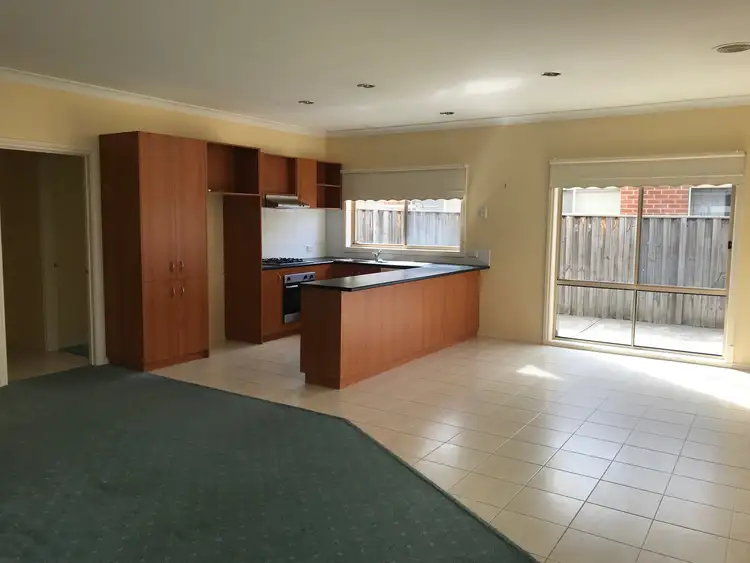 Fifth view of Homely house listing, 4 Mercia Close, Highton VIC 3216