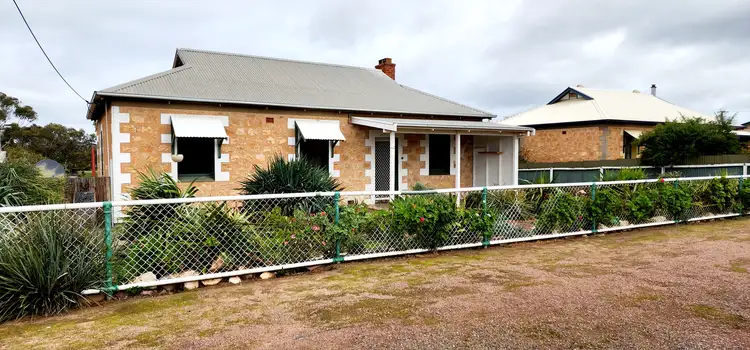 8 Railway Terrace, Minnipa SA 5654