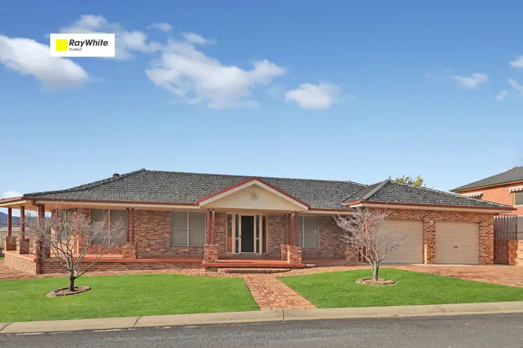12 Mangaroo Avenue