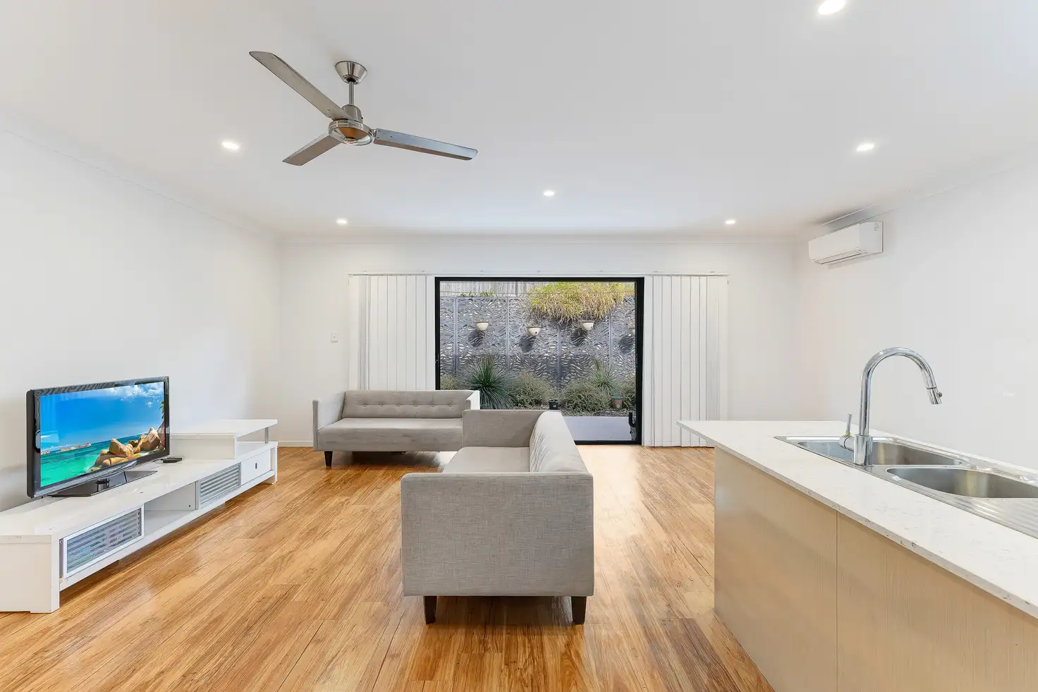 Main view of Homely townhouse listing, 9/702 Trouts Road, Aspley QLD 4034