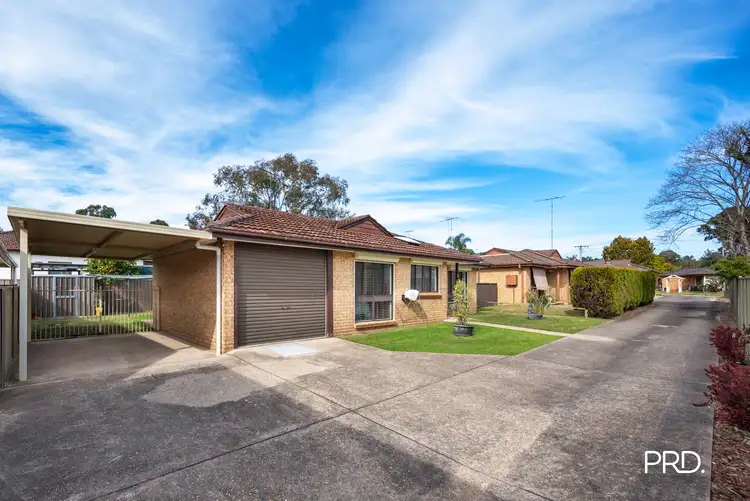 Second view of Homely villa listing, 2/17 Algie Crescent, Kingswood NSW 2747