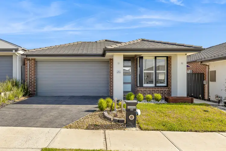 82 Yaralla Circuit, Clyde VIC 3978