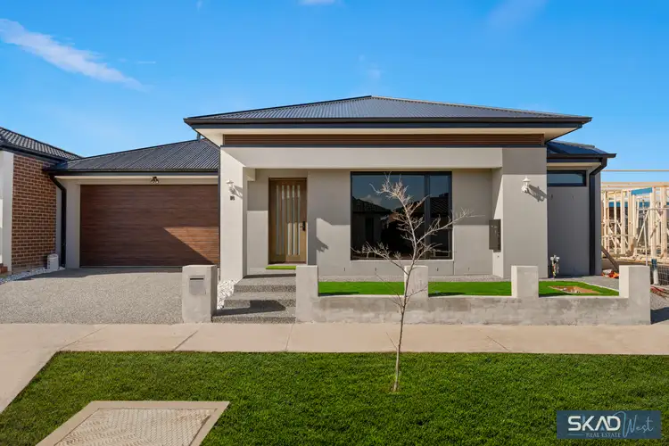 Main view of Homely house listing, 18 Ravenscraig Drive, Strathtulloh VIC 3338