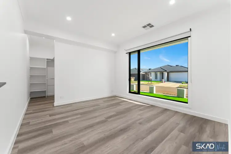 Sixth view of Homely house listing, 18 Ravenscraig Drive, Strathtulloh VIC 3338