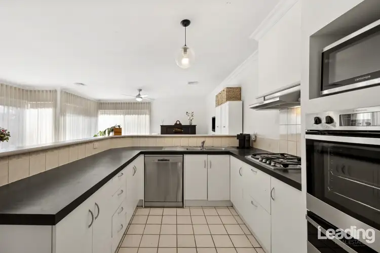 Sixth view of Homely house listing, 2 Strathearn Drive, Sunbury VIC 3429