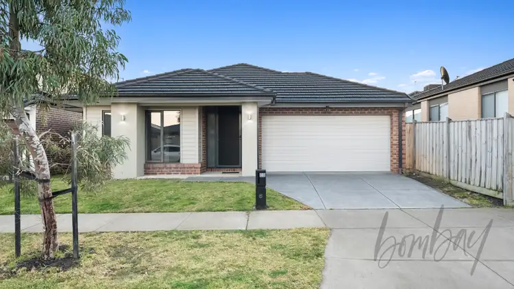 32 Somerton Avenue, Donnybrook VIC 3064