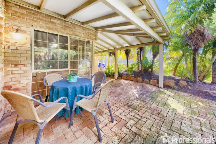 Fifth view of Homely house listing, 2 Fuller Close, Leeming WA 6149