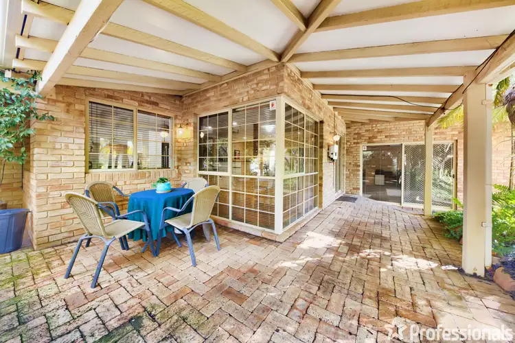 Sixth view of Homely house listing, 2 Fuller Close, Leeming WA 6149