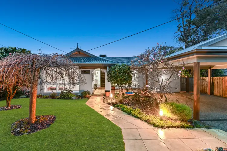 4 Minchinbury Drive, Vermont South VIC 3133