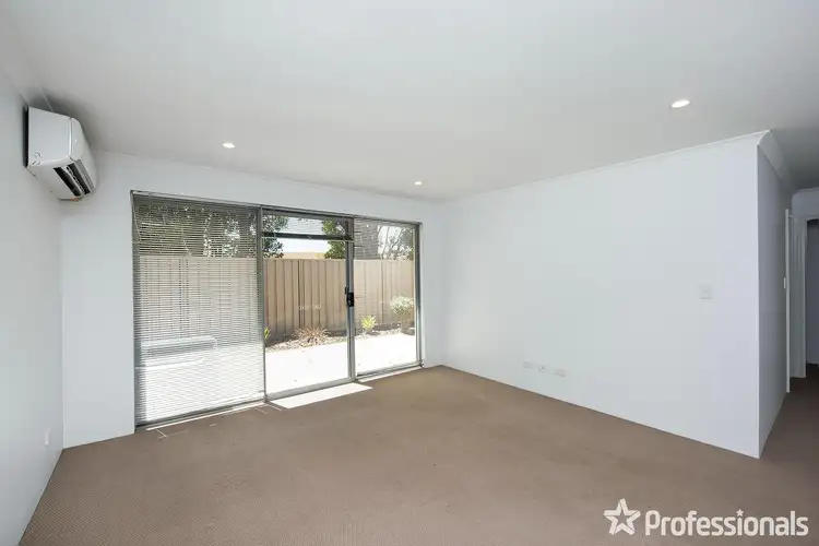Sixth view of Homely house listing, 4/23 Bakana Loop, Landsdale WA 6065