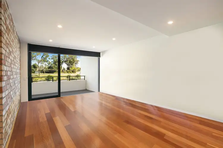 Fourth view of Homely unit listing, 302/1 Hart Street, Ashmore QLD 4214