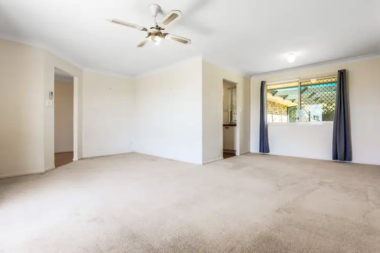 Second view of Homely house listing, 7 Shangri La Court, Rothwell QLD 4022