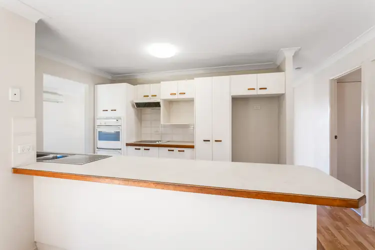 Fifth view of Homely house listing, 7 Shangri La Court, Rothwell QLD 4022