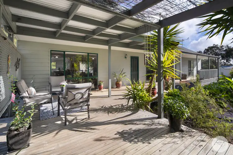 24 Nintingbool Road, Smythes Creek VIC 3351
