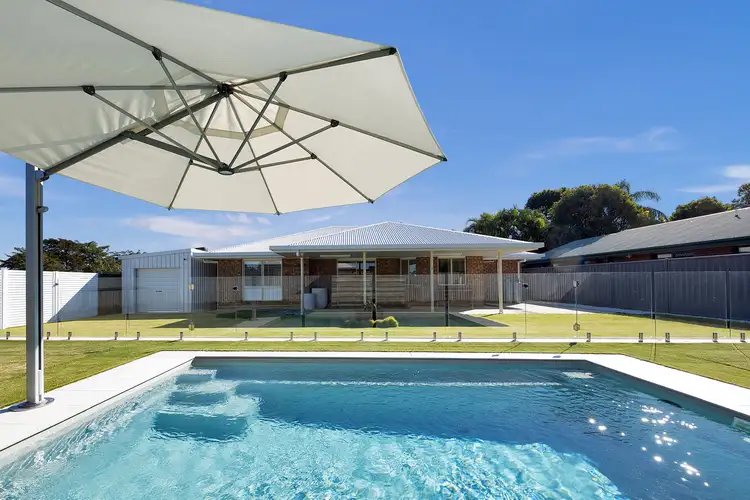 11 Hokins Court, Glenella QLD 4740