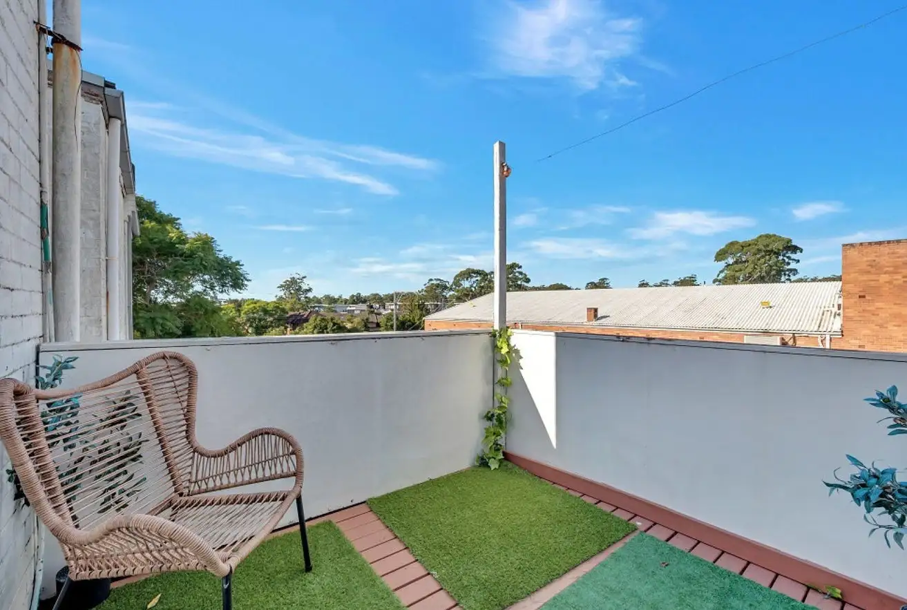 Main view of Homely unit listing, 8A Waitara Avenue, Waitara NSW 2077