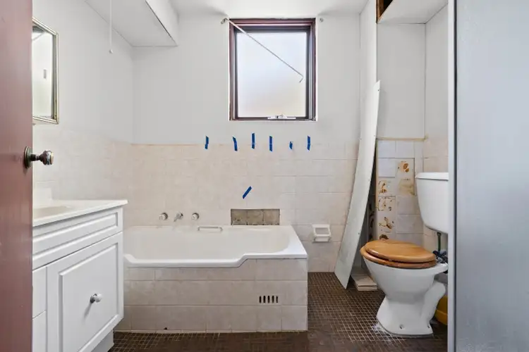 Sixth view of Homely apartment listing, 5/15 Edgeworth David Ave, Hornsby NSW 2077