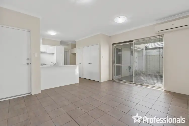 Fifth view of Homely unit listing, 3/18 Gowrie Approach, Canning Vale WA 6155