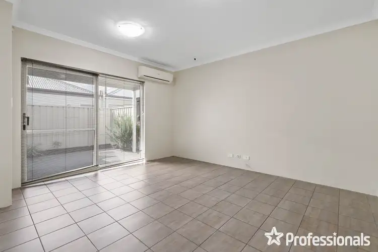 Sixth view of Homely unit listing, 3/18 Gowrie Approach, Canning Vale WA 6155