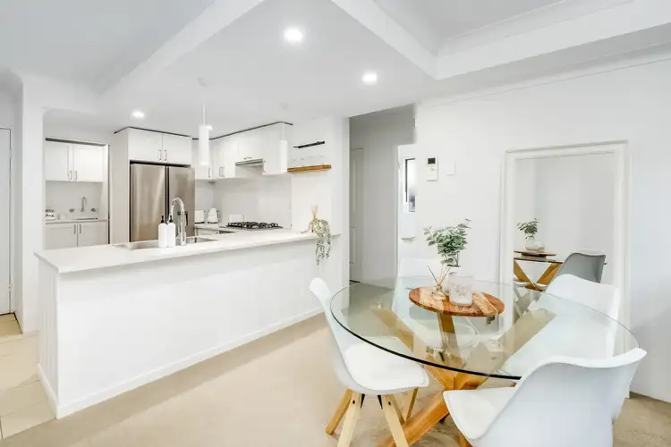 Main view of Homely unit listing, 5/12 Range Road, North Gosford NSW 2250
