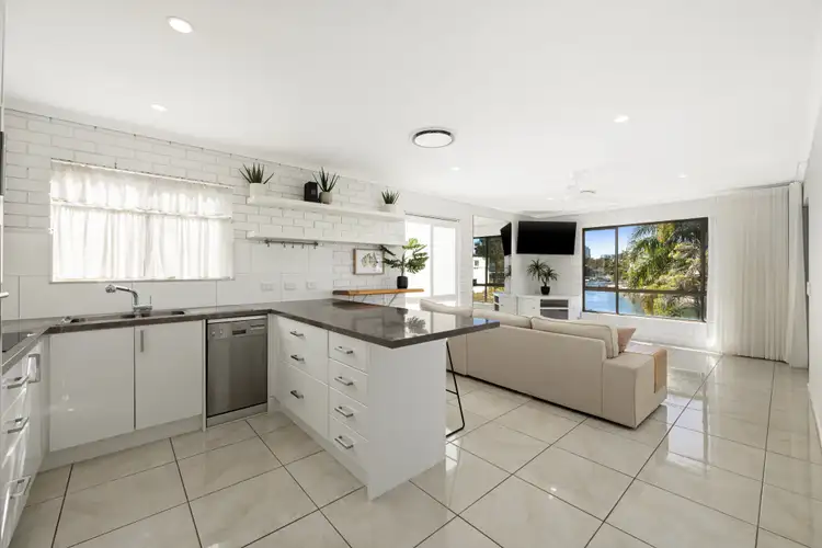 Third view of Homely unit listing, 5/6-8 Woomba Place, Mooloolaba QLD 4557