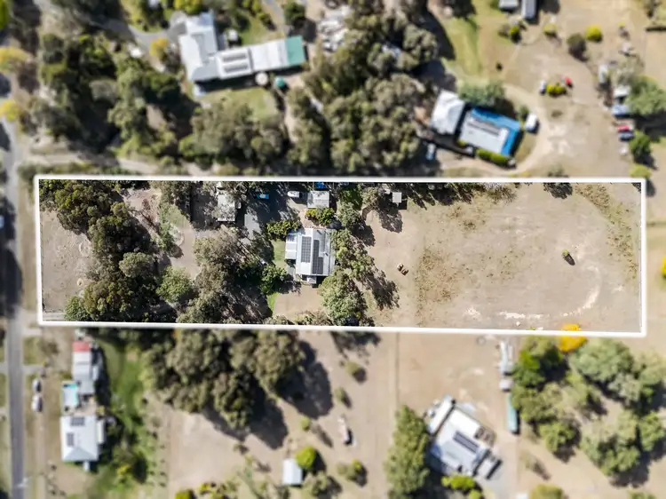 6 Green Street, Lowood QLD 4311
