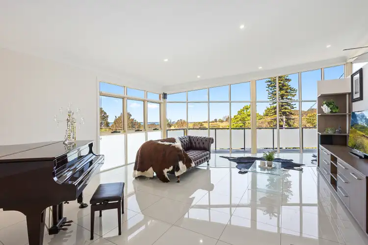 Sixth view of Homely house listing, 18b Walbon Crescent, Koonawarra NSW 2530