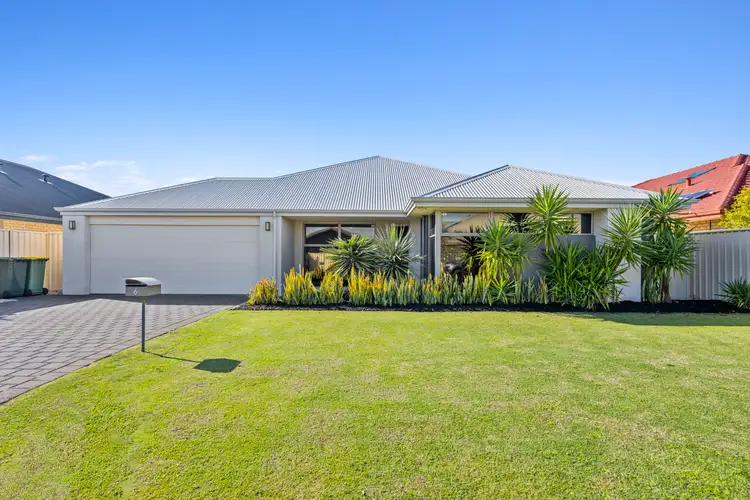 6 Murrin Loop, Lakelands WA 6180