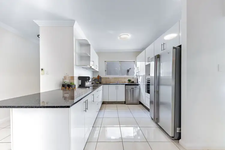 Fifth view of Homely unit listing, 11/3 Deloraine Close, Cannonvale QLD 4802