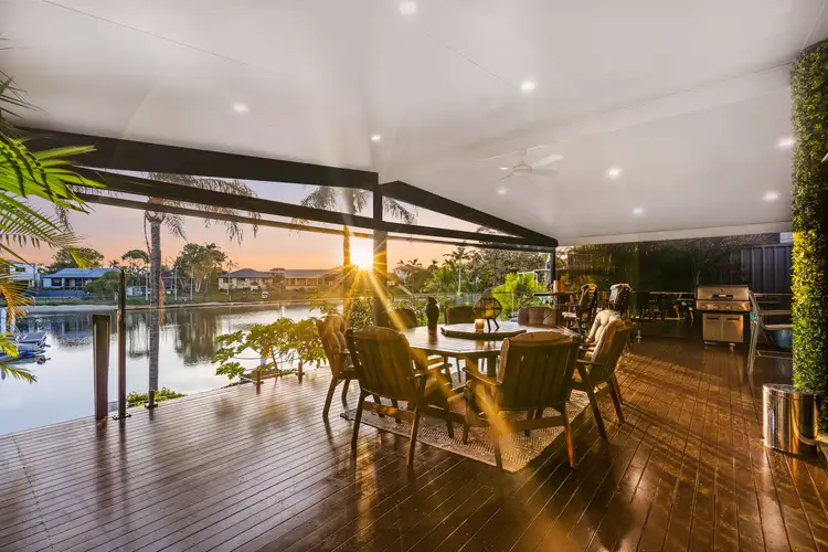 6 Village Low Road, Benowa Waters QLD 4217