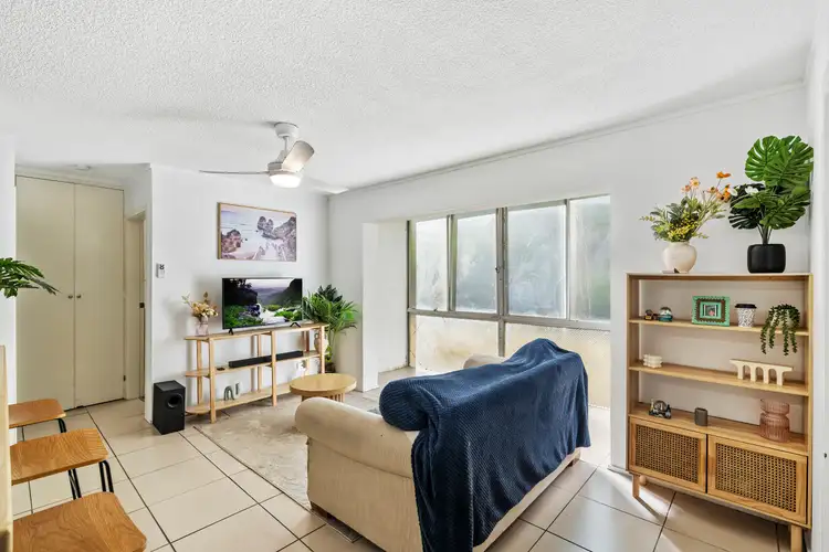 Fifth view of Homely unit listing, 2/15 Laycock Street, Surfers Paradise QLD 4217
