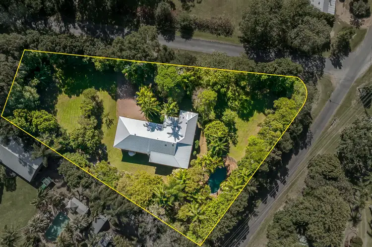 8 Rovera Road, Glass House Mountains QLD 4518