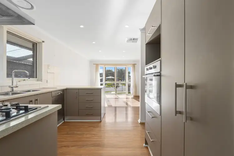 Third view of Homely house listing, 76 Eildon Parade, Rowville VIC 3178