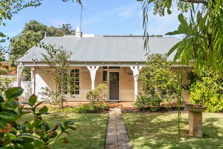 26 Freshwater Parade, Claremont WA 6010