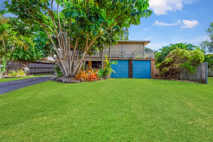 6 Pleasant Drive, Cannonvale QLD 4802