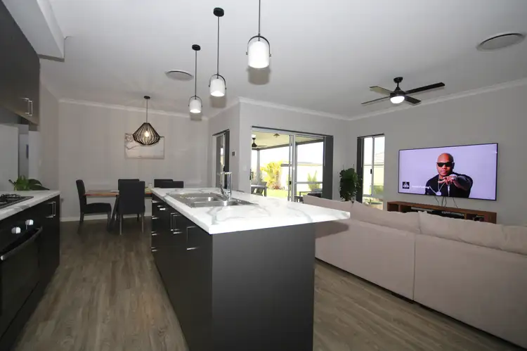 Sixth view of Homely house listing, 33 Lochart Road, Australind WA 6233