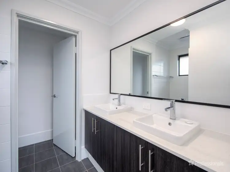 Fifth view of Homely house listing, 33 Currajong Crescent, Craigie WA 6025