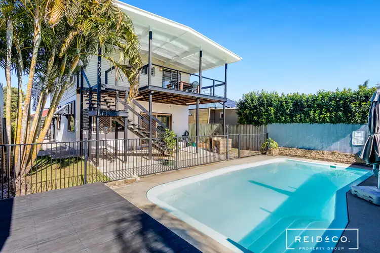 2 Pearl Street, Scarborough QLD 4020