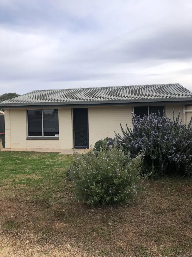 8 Eringa Avenue