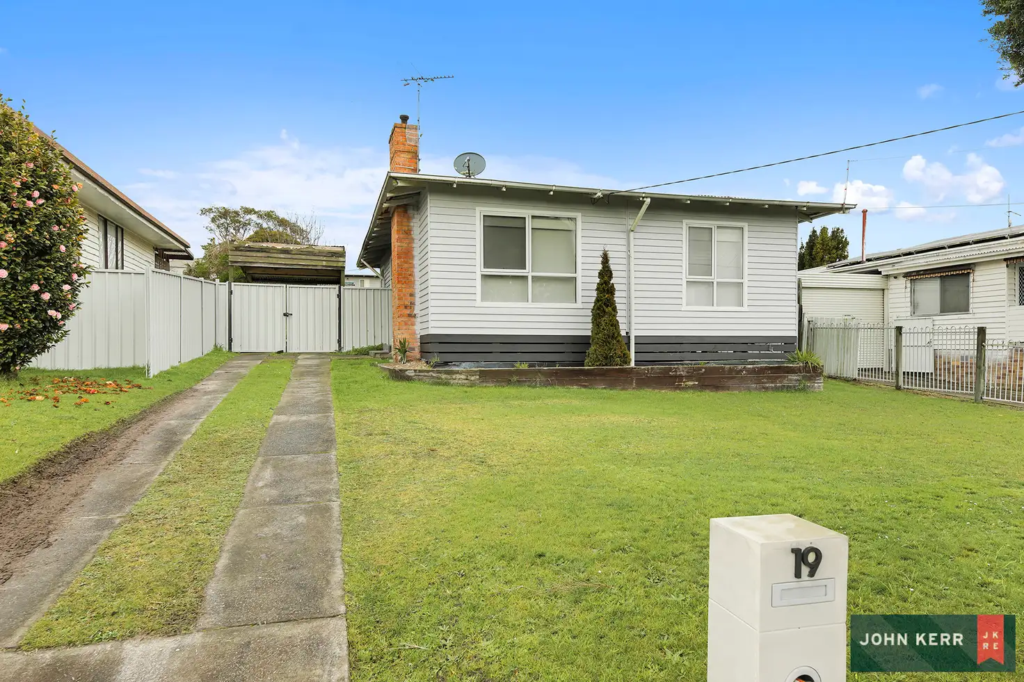 Main view of Homely house listing, 19 Charles Street, Moe VIC 3825