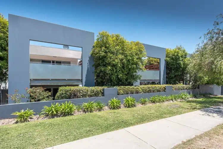 10/159 Labouchere Road, Como WA 6152