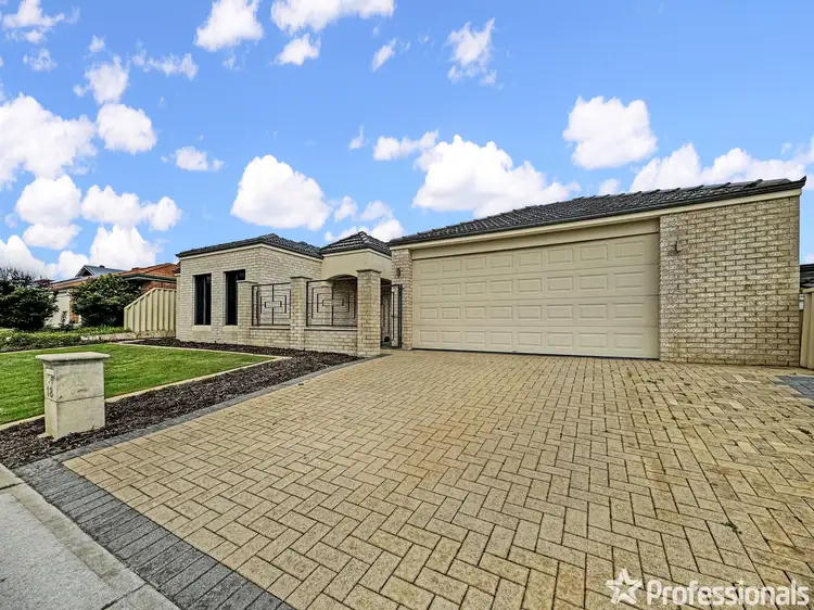 18 Bramshott Approach, Butler WA 6036
