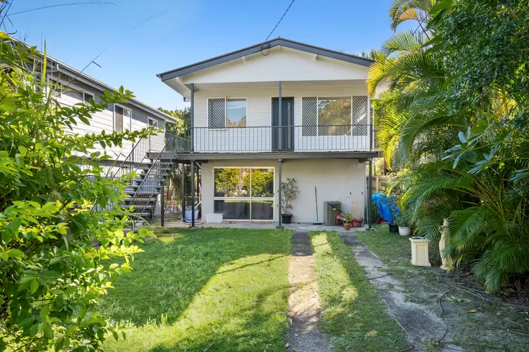 29 Ettie Street, Redcliffe QLD 4020