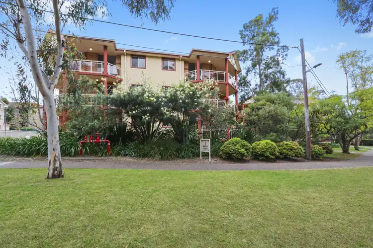 1 Morley Street