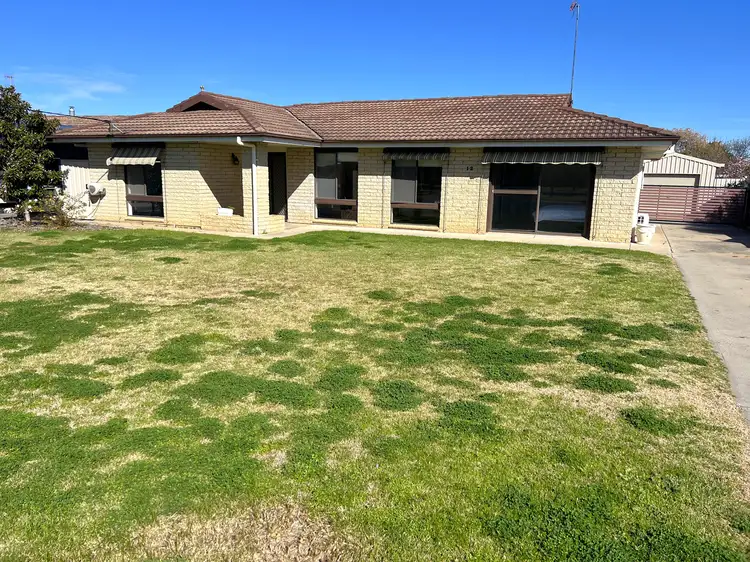 12 Gillespie Court, Deniliquin NSW 2710